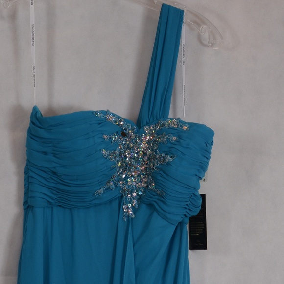 Sequined One Shoulder Long Gown SZ M By NOX NWT - Picture 9 of 12